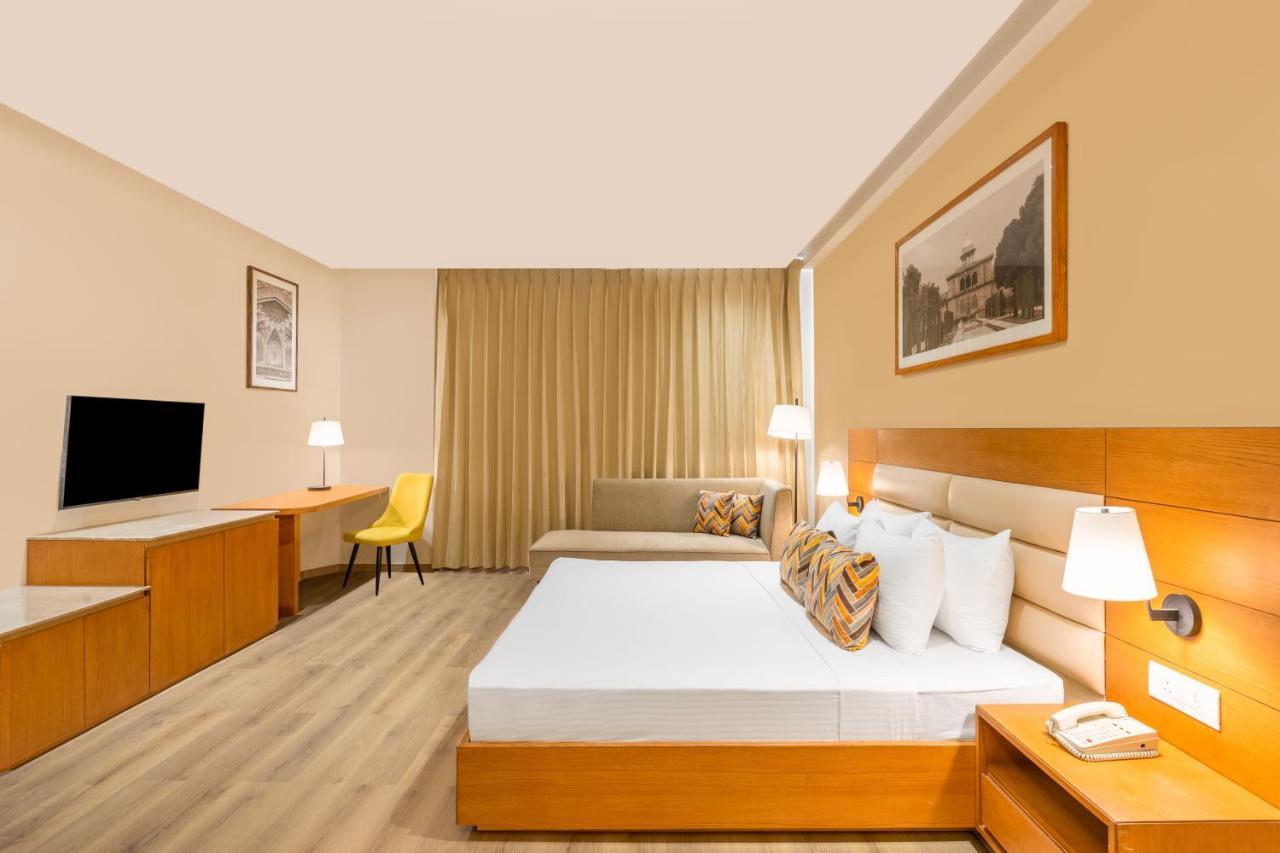 Lemon Tree Hotel Agra Shikohabad Exterior photo
