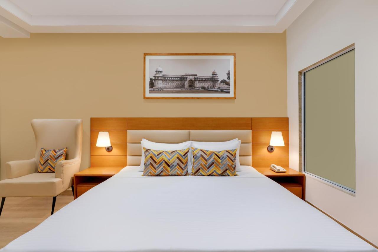 Lemon Tree Hotel Agra Shikohabad Exterior photo