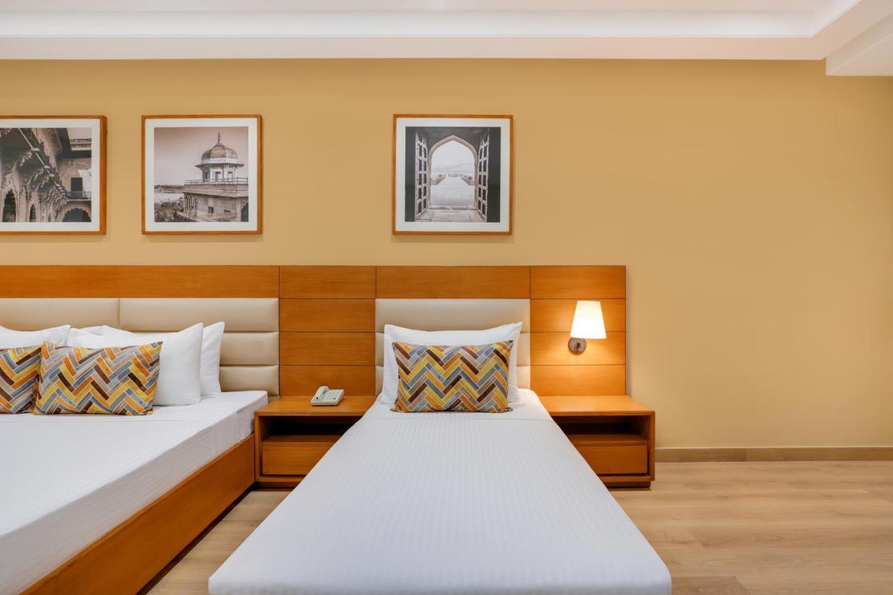 Lemon Tree Hotel Agra Shikohabad Exterior photo